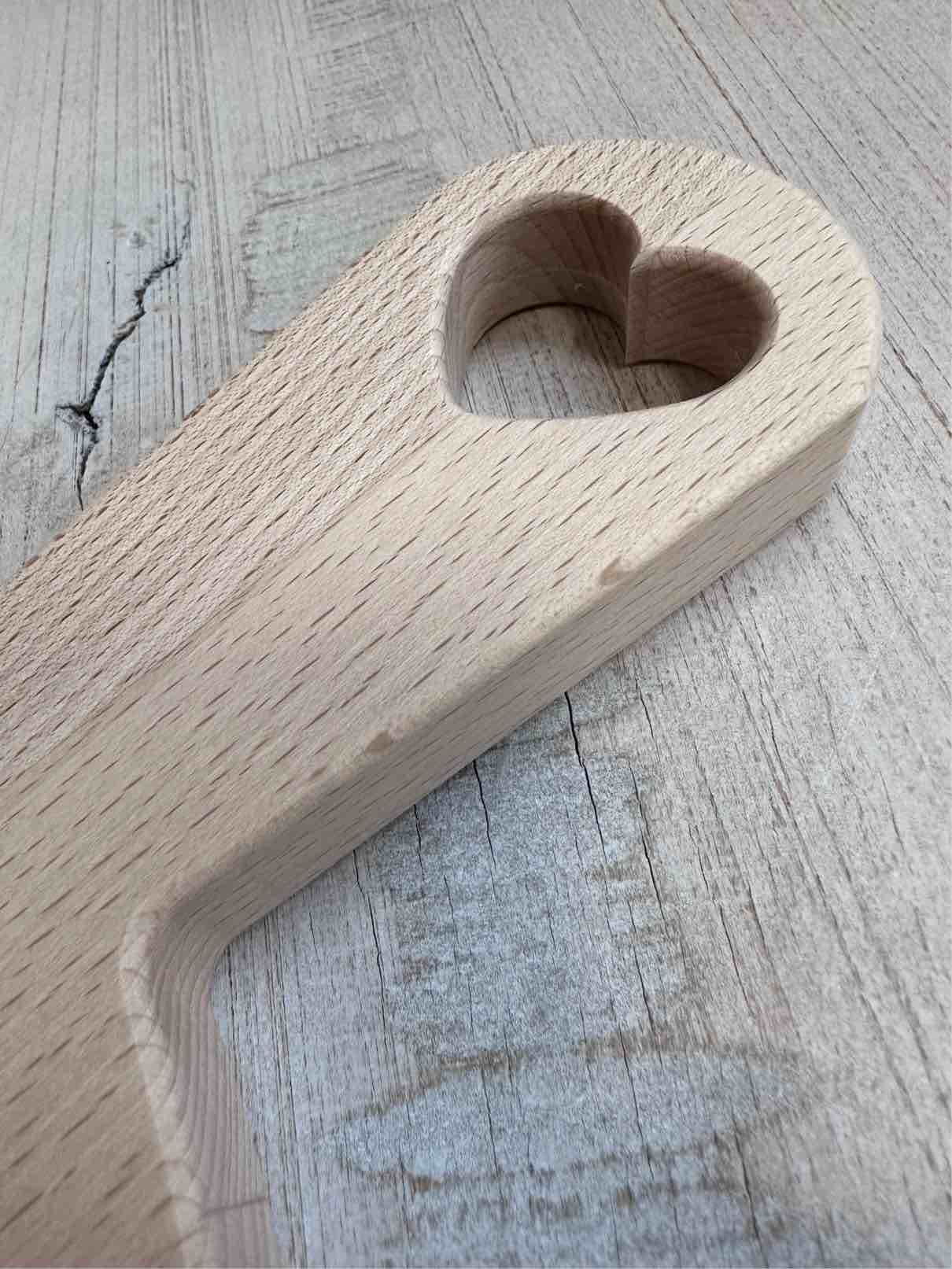 TAGLIERE ROTONDO MANICO