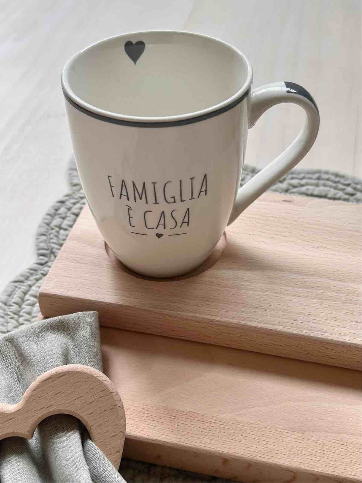 VASSOIO con sede per tazza