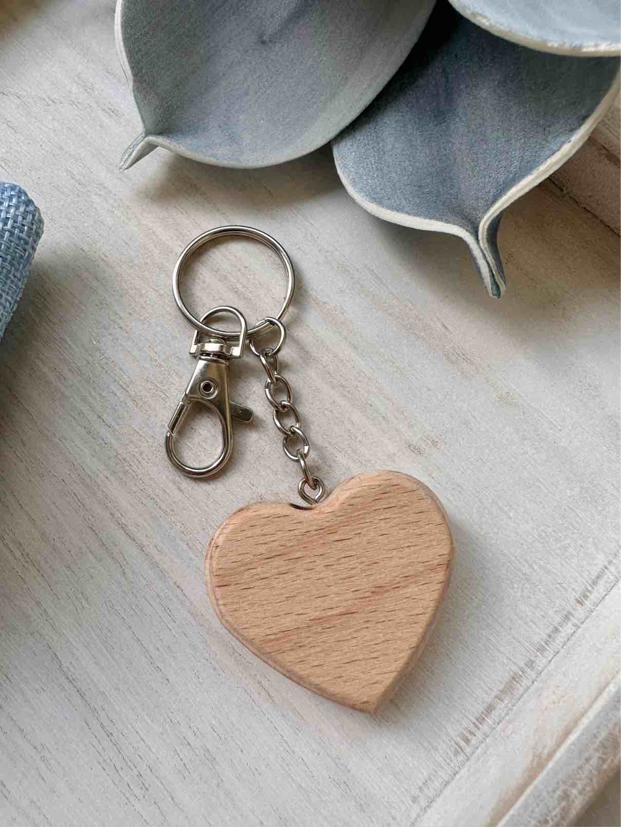 SACCHETTINO confetti con PORTACHIAVE CUORE