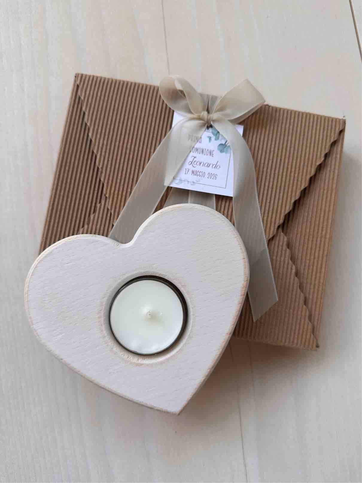 CUORE PORTA CANDELA TEALIGHT SBIANCATO