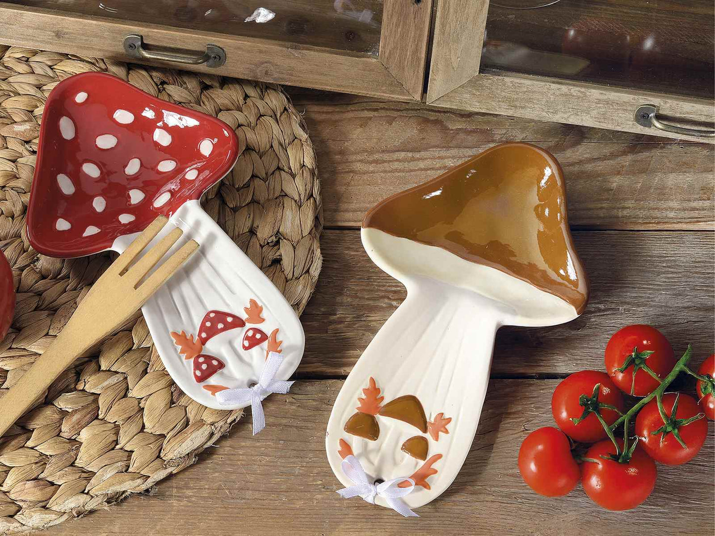 POGGIAMESTOLO a forma di Fungo